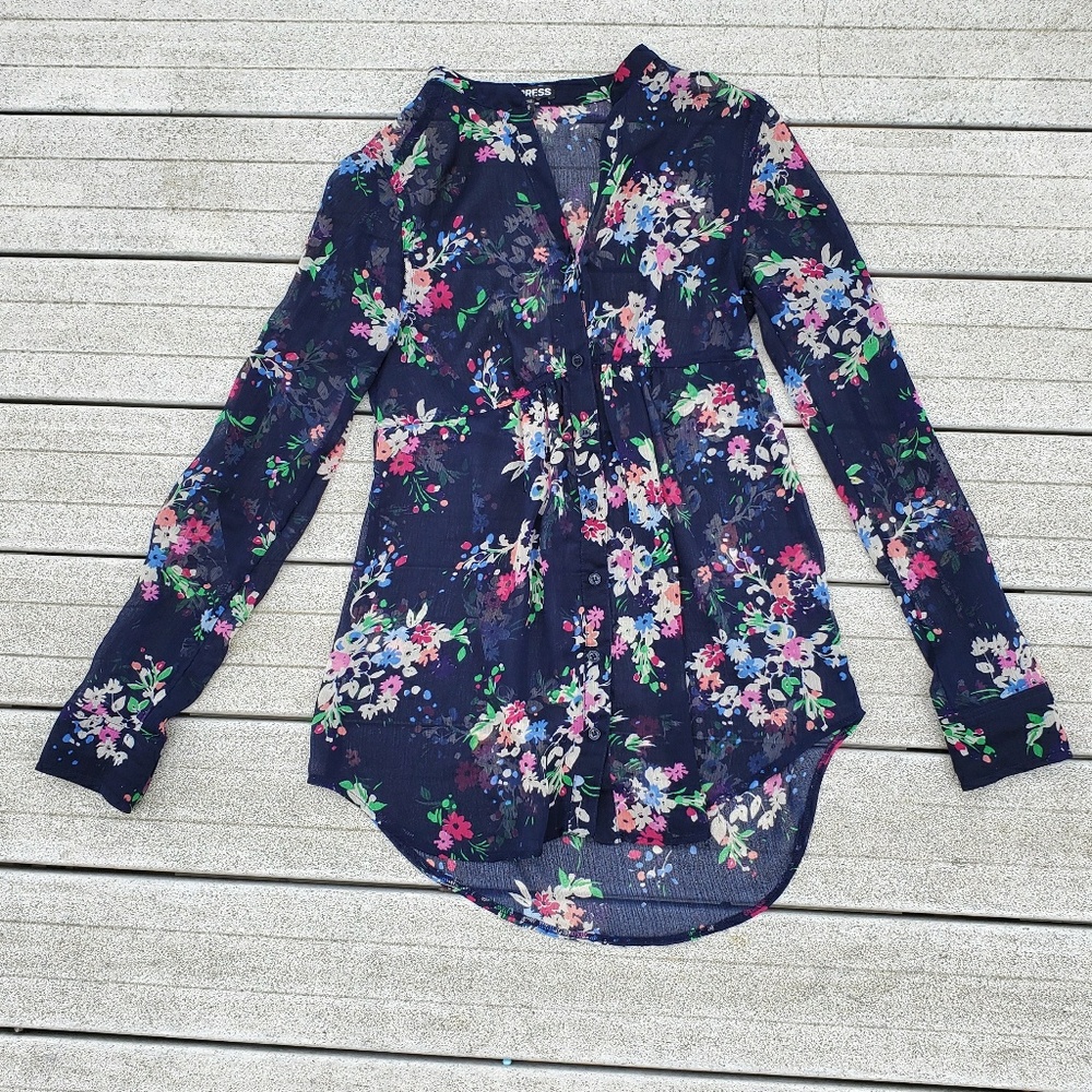 EUD Express Floral Button Down Tunic